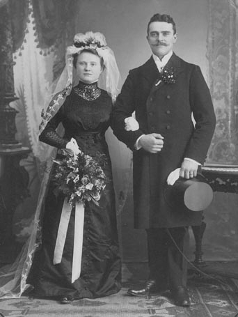Walter and Henny Schulze